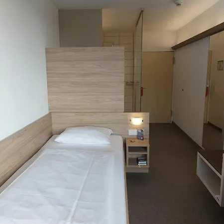 Am Schlossberg Hotel Herrenberg