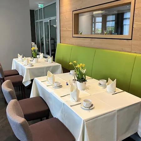 Ξενοδοχείο Am Schlossberg Χέρενμπεργκ