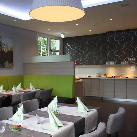 Am Schlossberg 3* Herrenberg